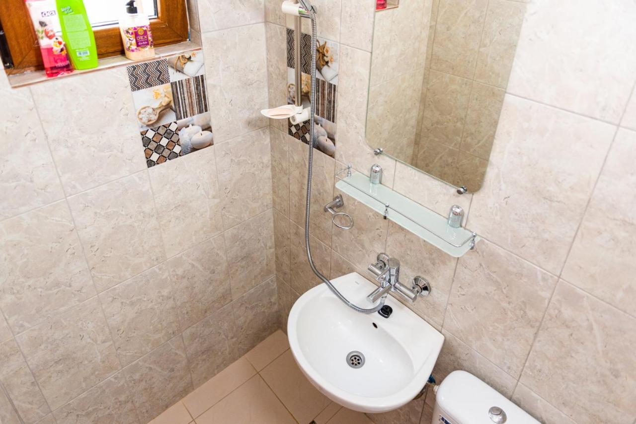 Center Walking Apartment And Room Bucureşti Eksteriør bilde
