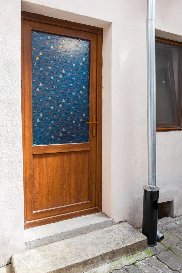 Center Walking Apartment And Room Bucureşti Eksteriør bilde