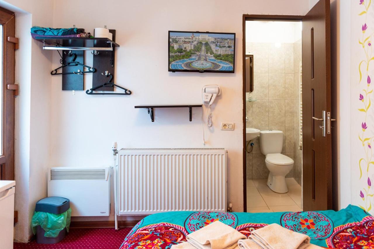 Center Walking Apartment And Room Bucureşti Eksteriør bilde