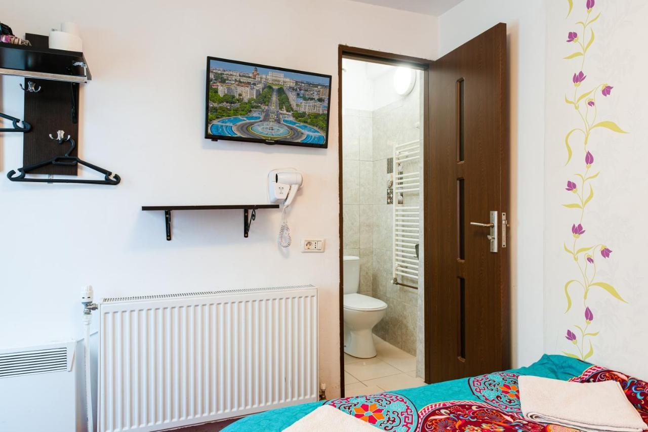 Center Walking Apartment And Room Bucureşti Eksteriør bilde